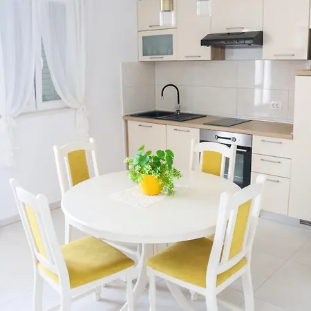 Blue Oasis Apartman *